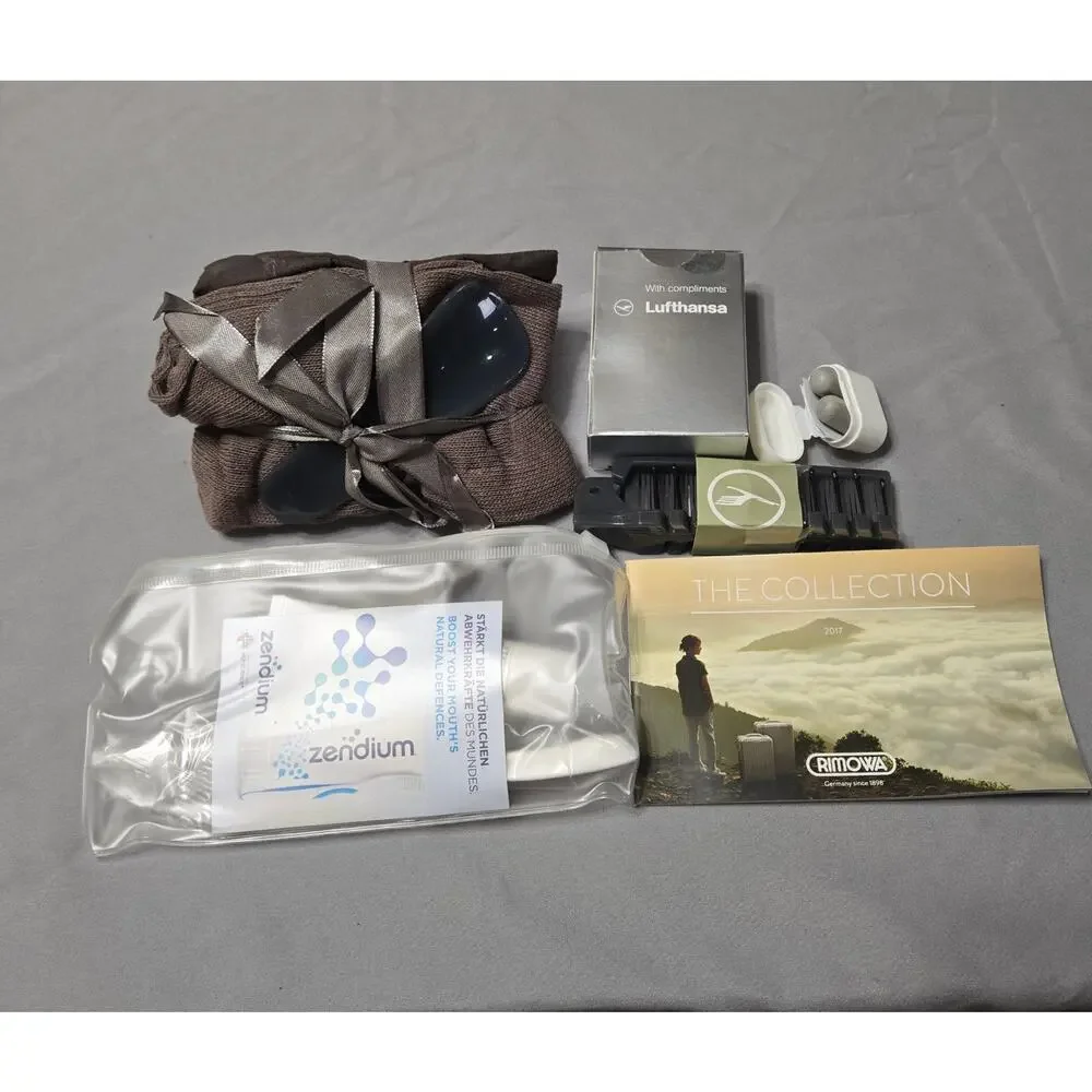RIMOWA x Lufthansa First Class Collectible Amenity Case - Metallic Olive Green